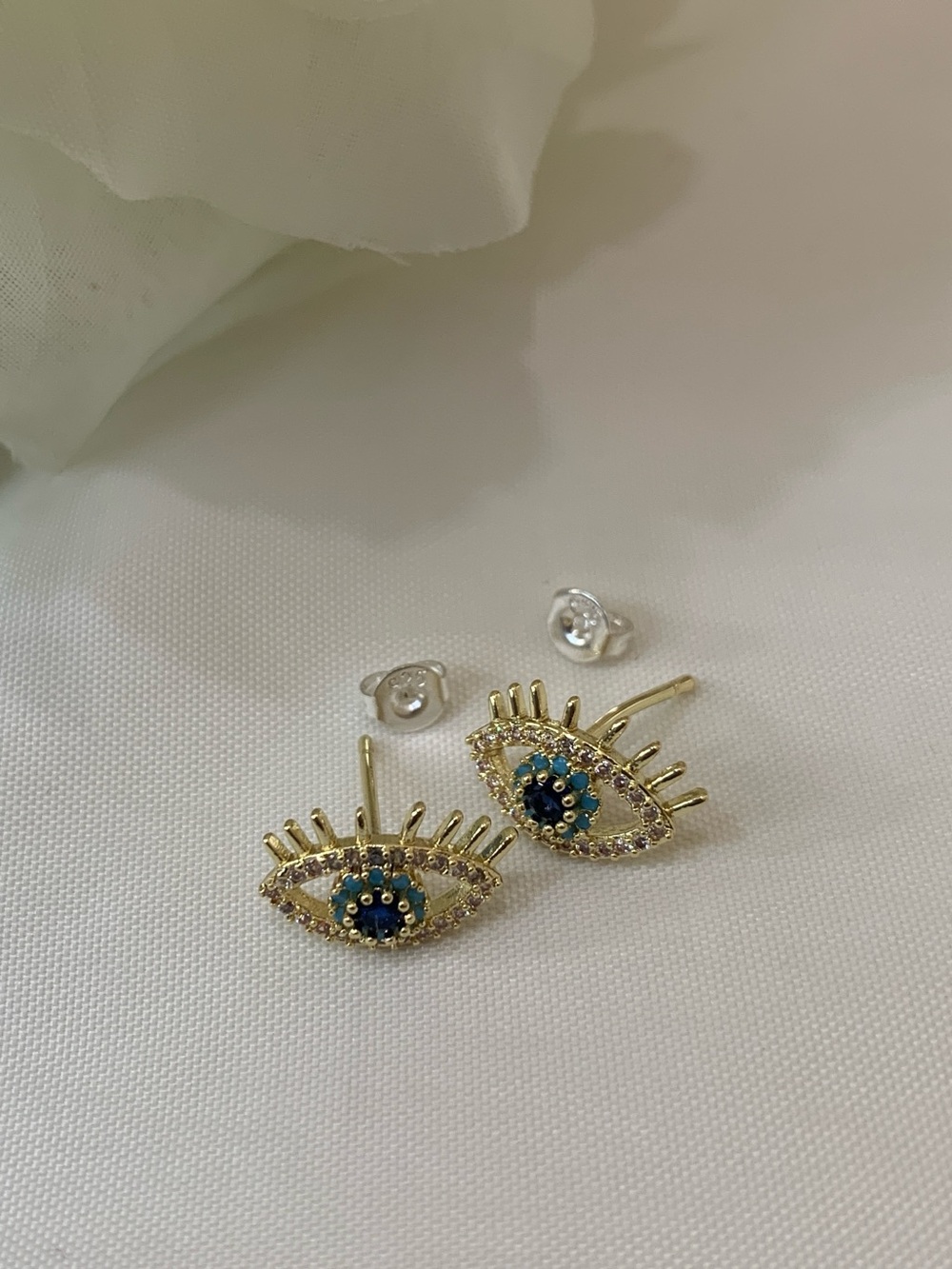 Brand New evil eyes s925 silver backs